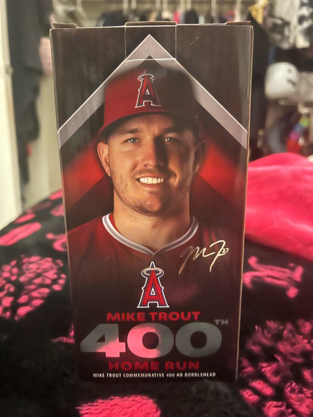 Mike Trout 400th Home Run Commemorative Bobblehead - Los Angeles Angels (Red)